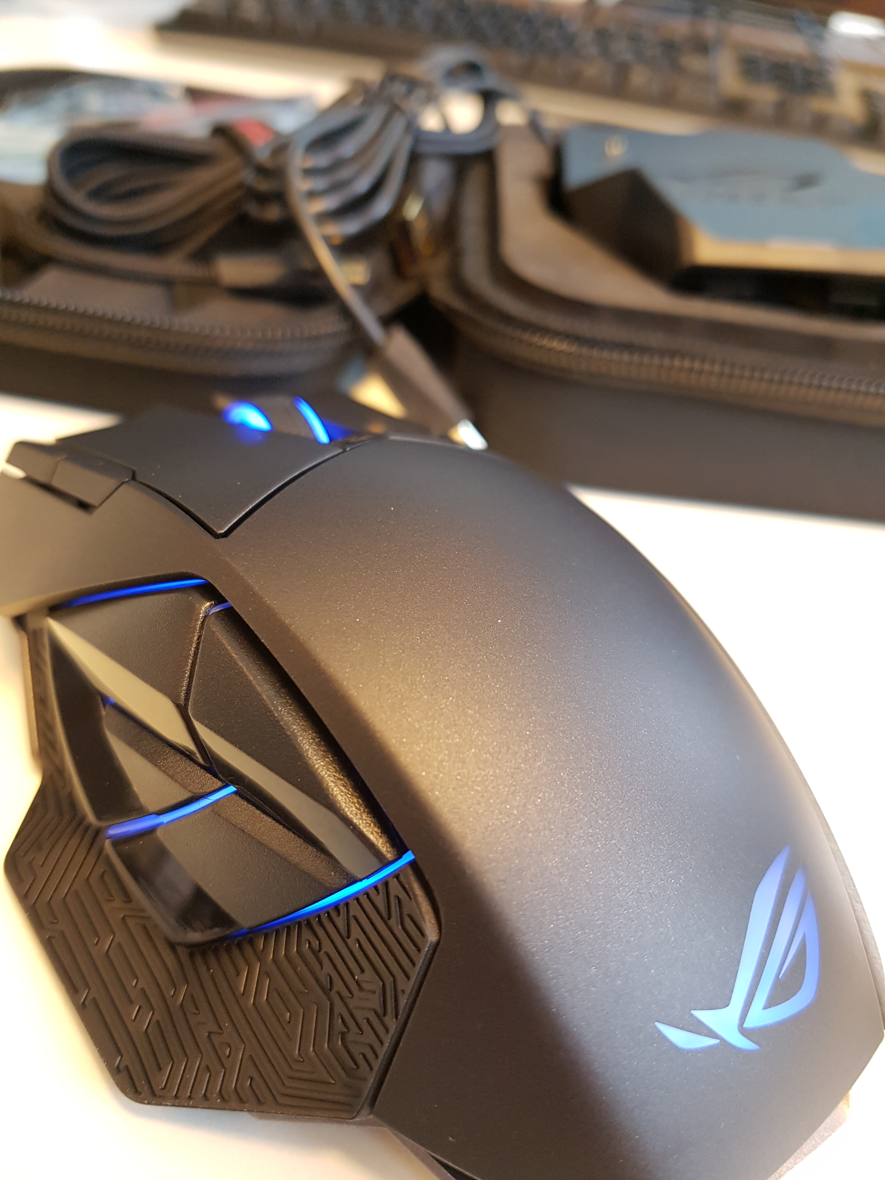 ASUS-ROG-SPATHA-MUS-FORP2